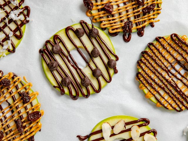 Drizzled Apple Snacks